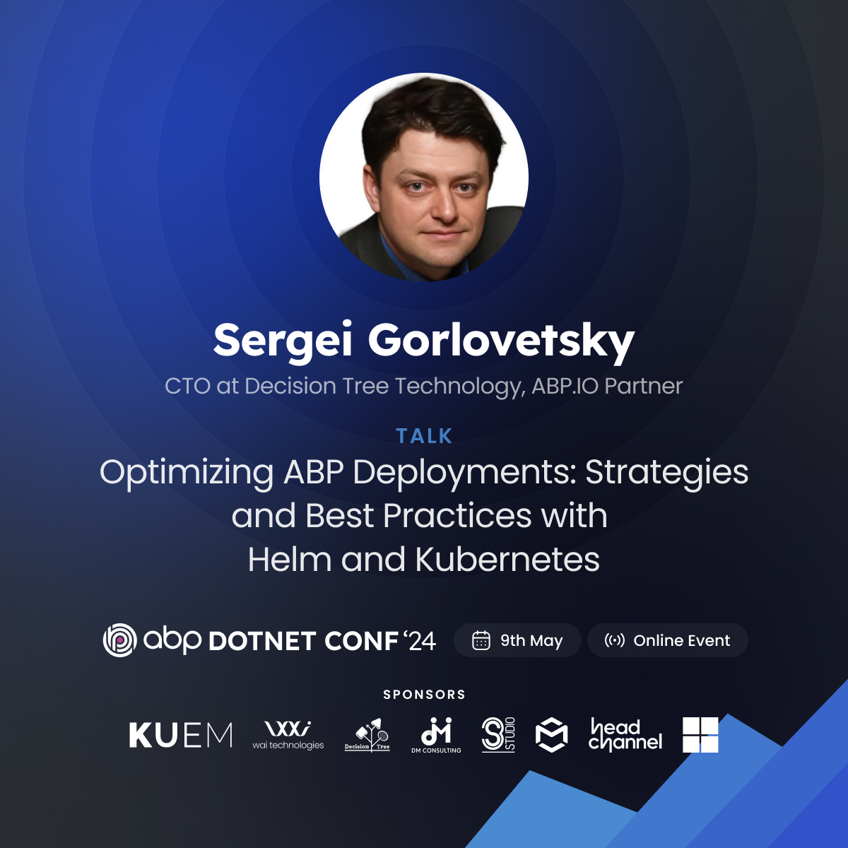 Sergei Gorlovetsky speaking about enterprise architecture and AI